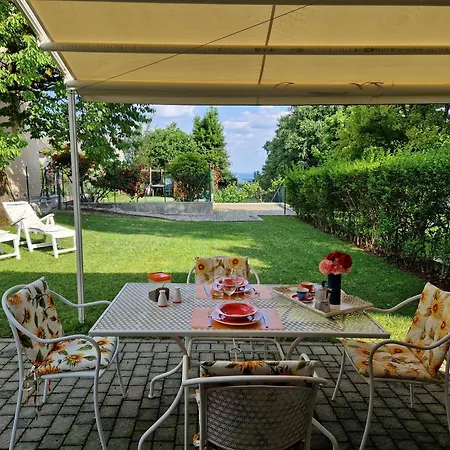 Hébergement de vacances Vacanze Casa Di Trizzi Côme